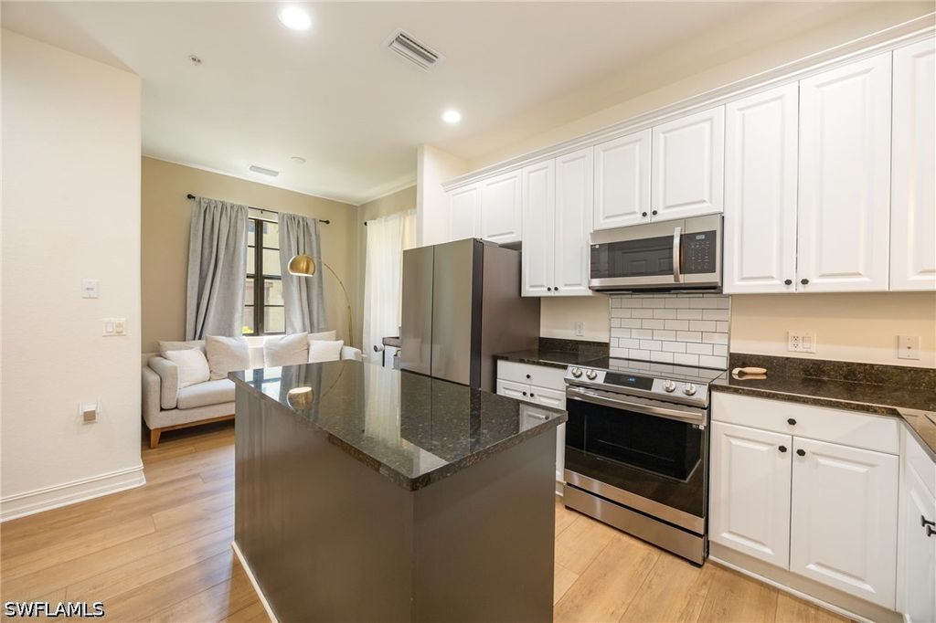 9128 Delano St 89-2, NAPLES