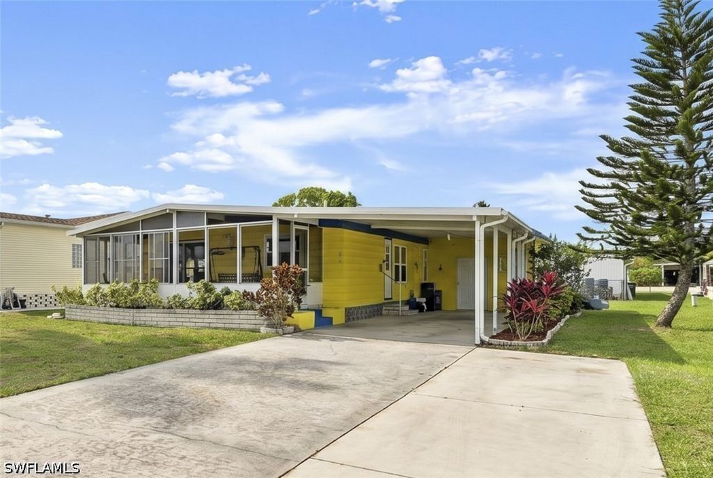 280 Grassy Key Ln, Naples