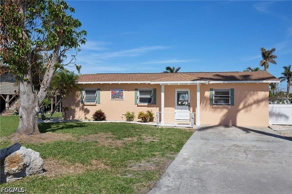 3728 Emerald Ave, St James City