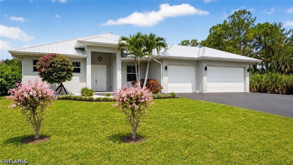 24000 Claire St, Bonita Springs