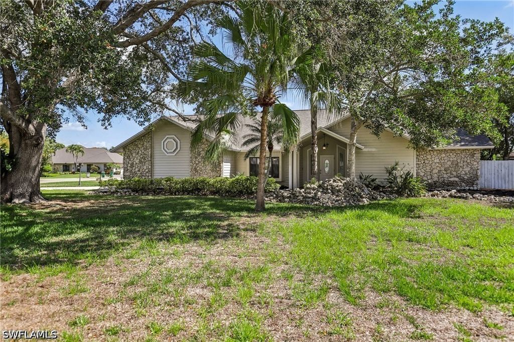 1937 Princess Ct, Naples