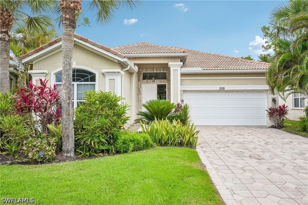 309 Harvard Ln, Naples