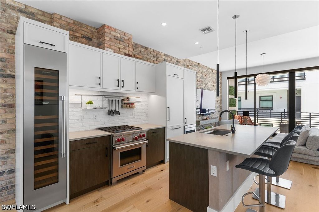 850 Central Ave 311, Naples