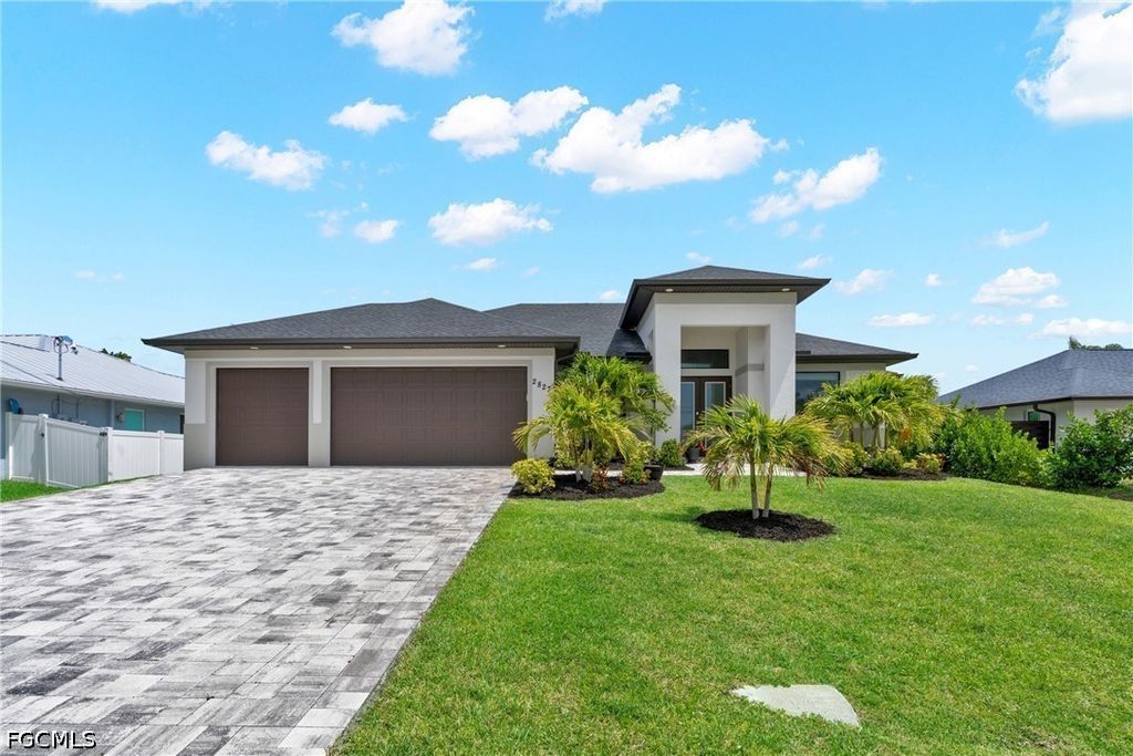 2827 Sw 32nd St, CAPE CORAL