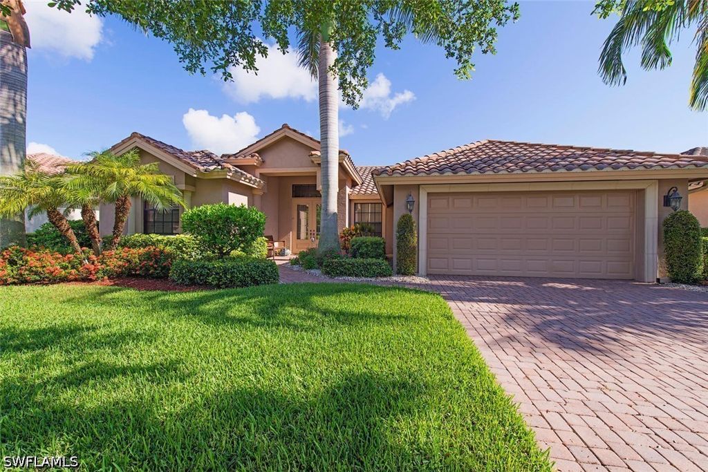 967 Tivoli Ct, Naples