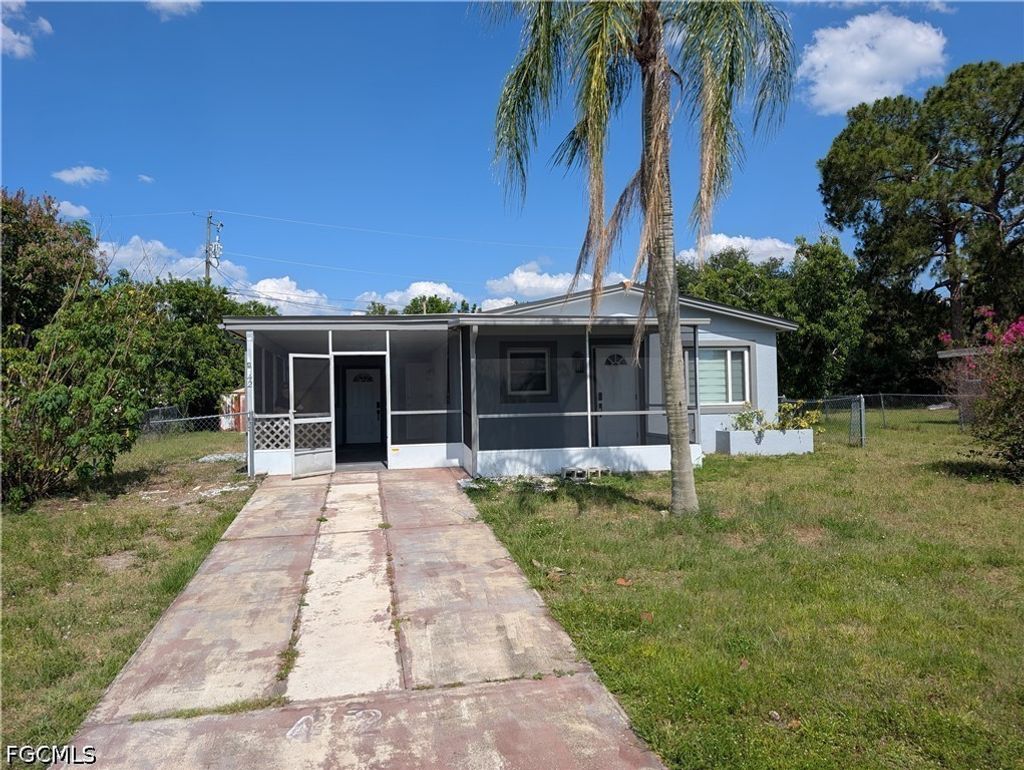 42 Andora St, Lehigh Acres