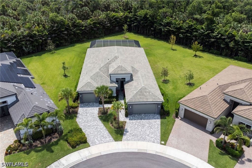 12083 Azalea Way, Naples