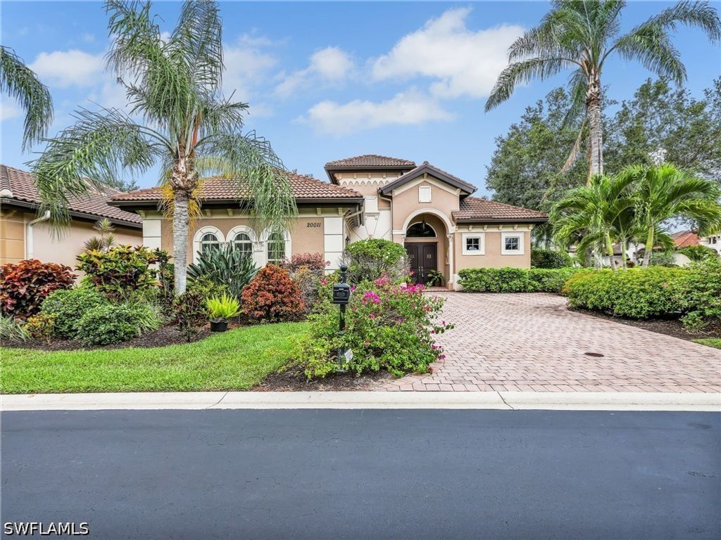 20011 Montessa Ct, ESTERO
