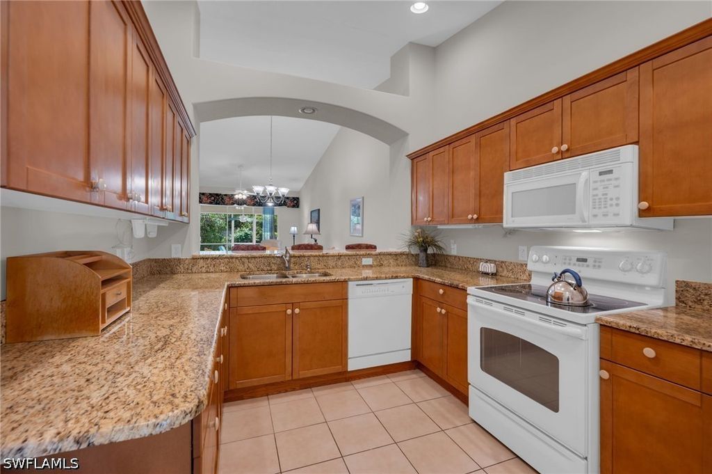 6234 Mandalay Cir 57, Naples