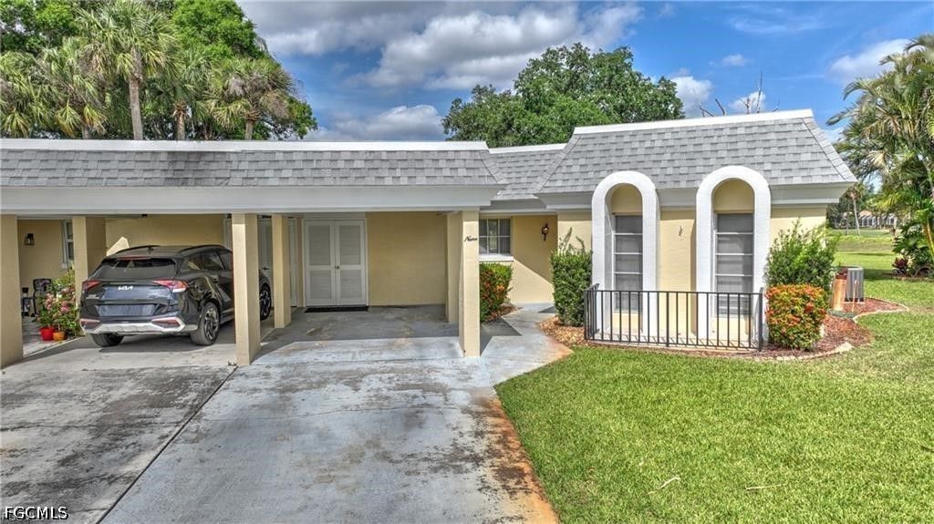 9 Park Lane Cir, LEHIGH ACRES