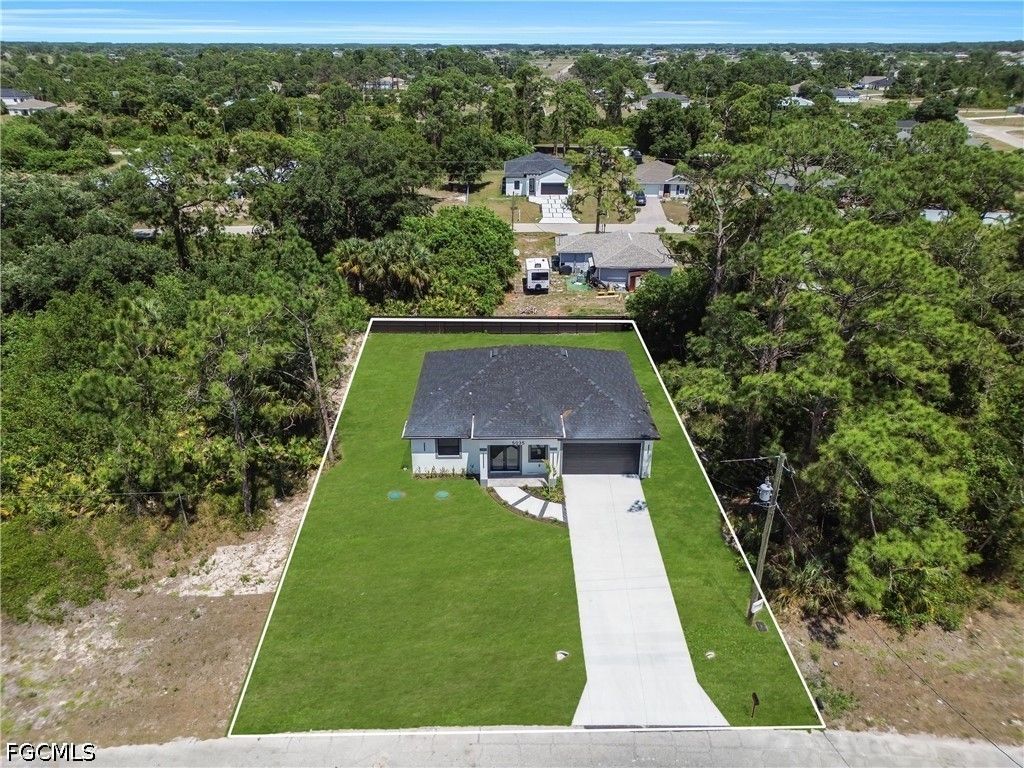 5035 Spinnaker Rd, LABELLE