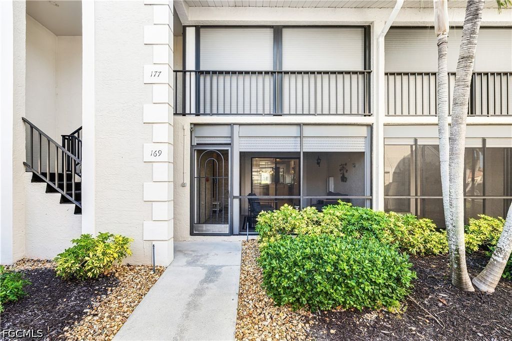 16351 Kelly Woods Dr 169, FORT MYERS