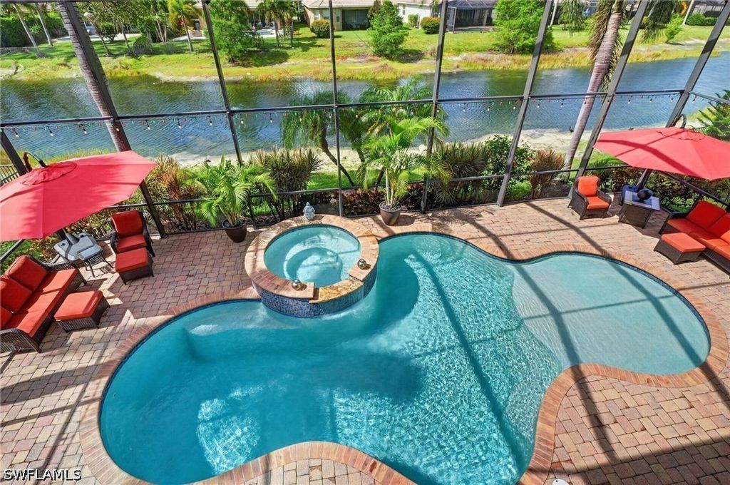 6598 Monterey Pt, Naples