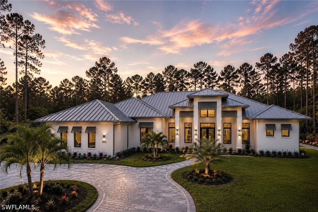 5025 Boxwood Way, Naples