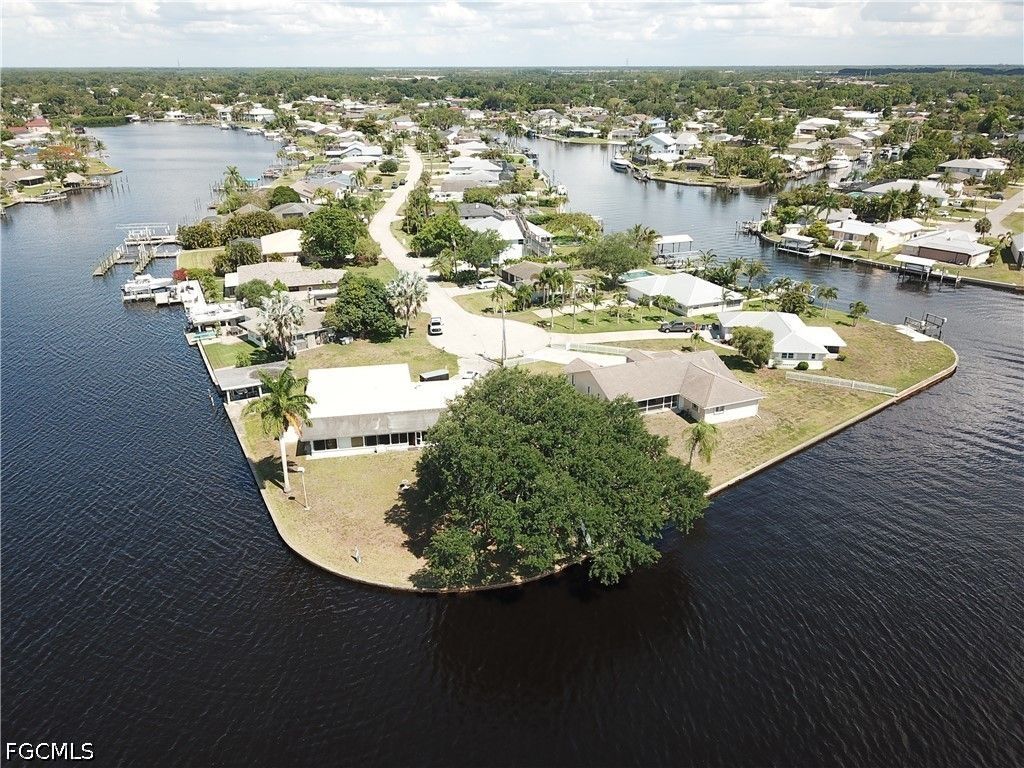 13208 Marquette Blvd, FORT MYERS