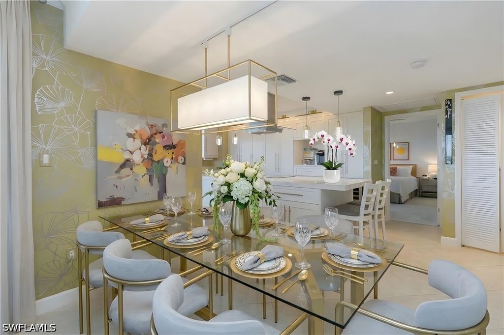 6001 Pelican Bay Blvd 204, Naples