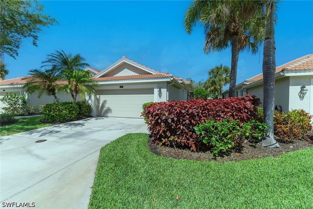 8417 Bent Creek Way, NAPLES