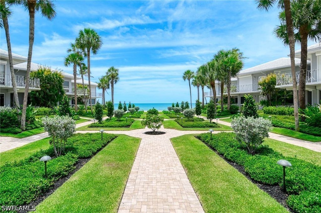 1851 Gulf Shore Blvd N 4, Naples