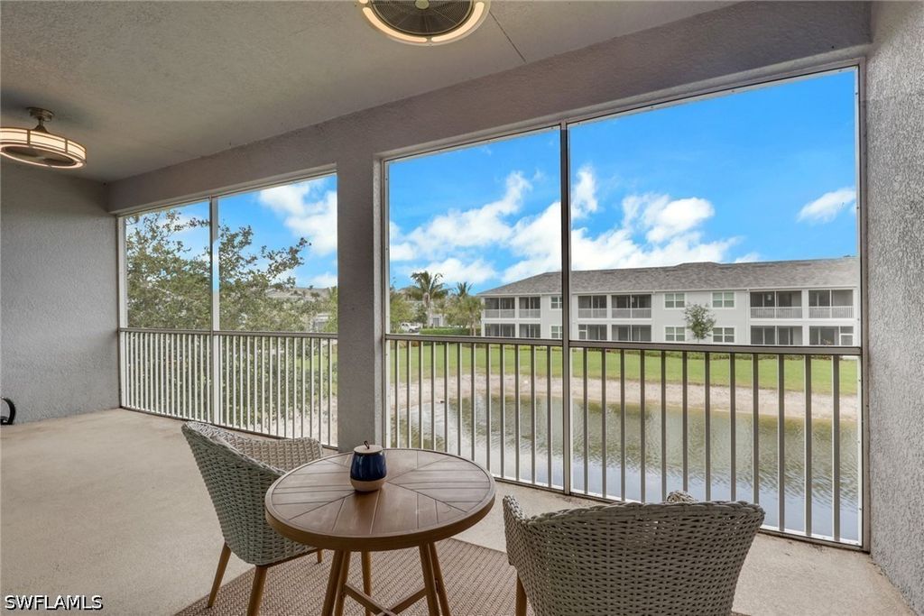 2665 Seychelles Cir 1907, Naples