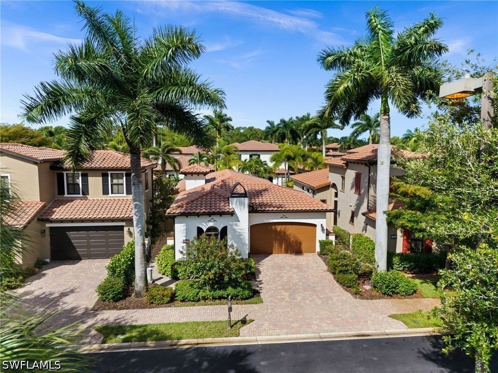 8000 Cordoba Pl, Naples