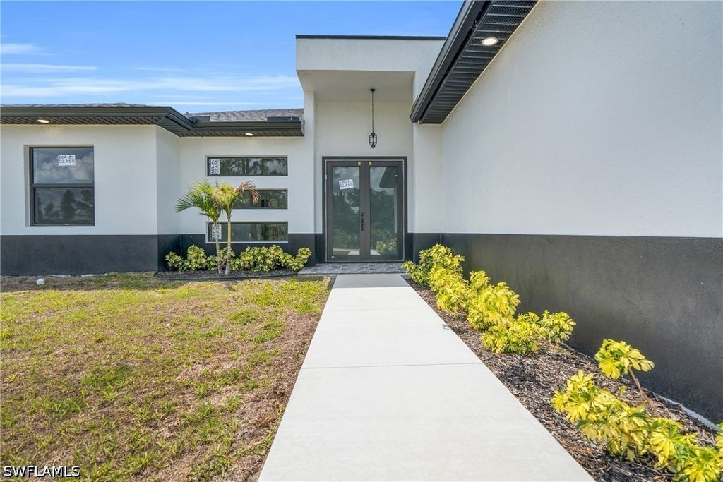 2909 Dora Ave N, Lehigh Acres