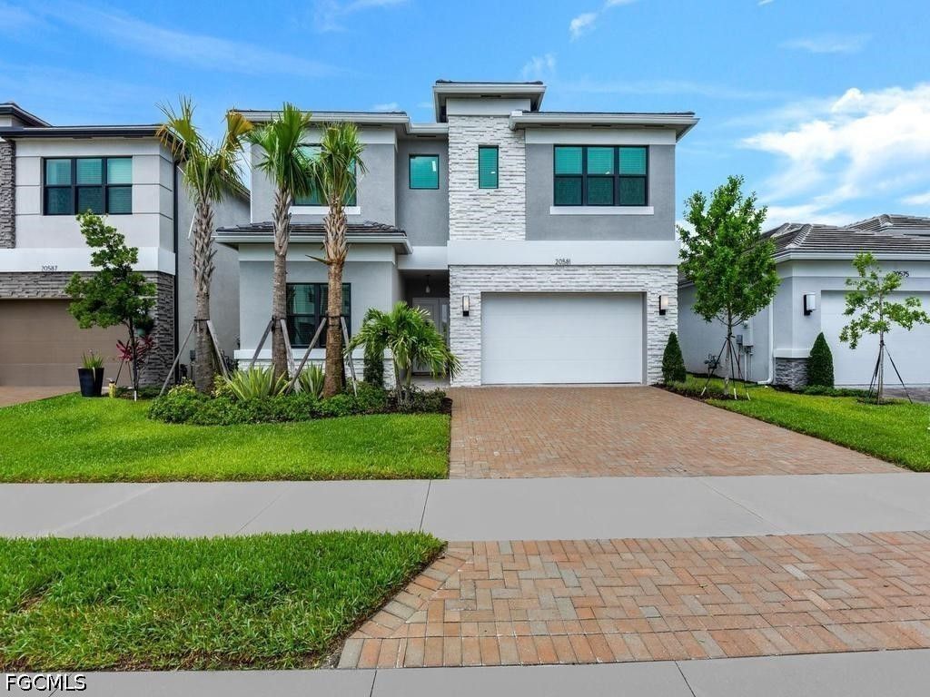 20581 Fair Oak Ln, Estero