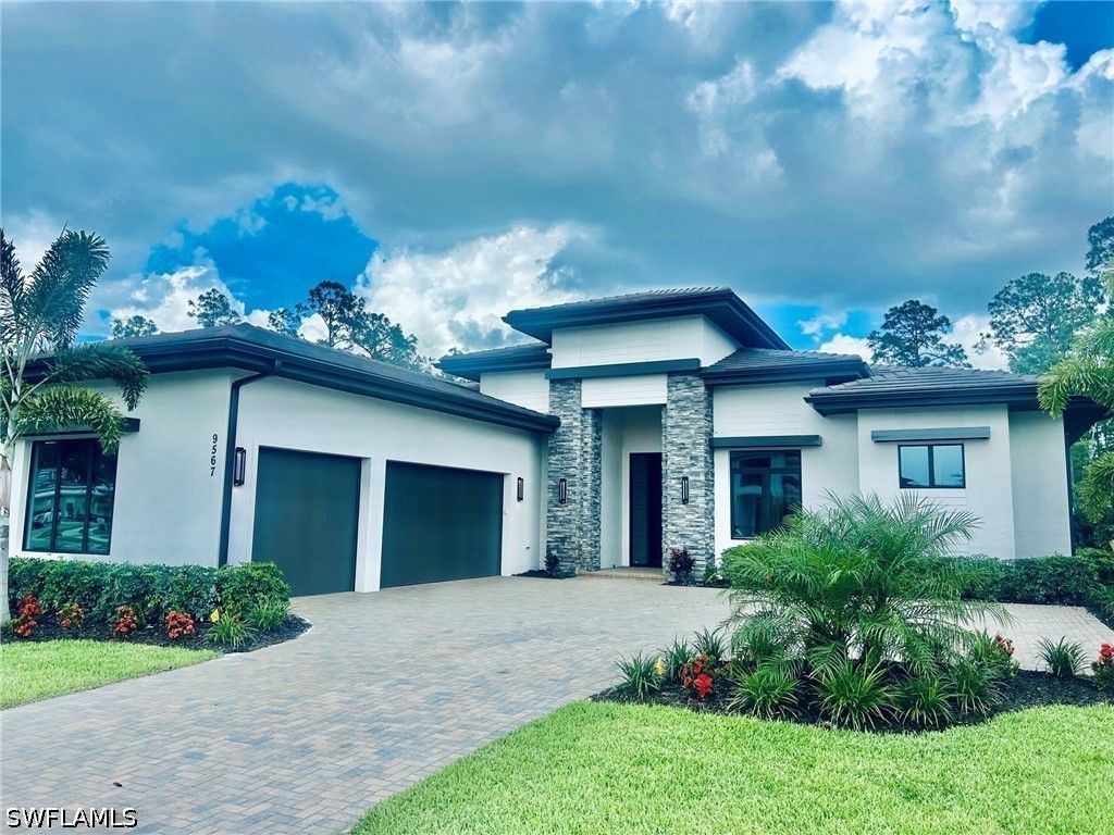 9567 Caymas Way, Naples