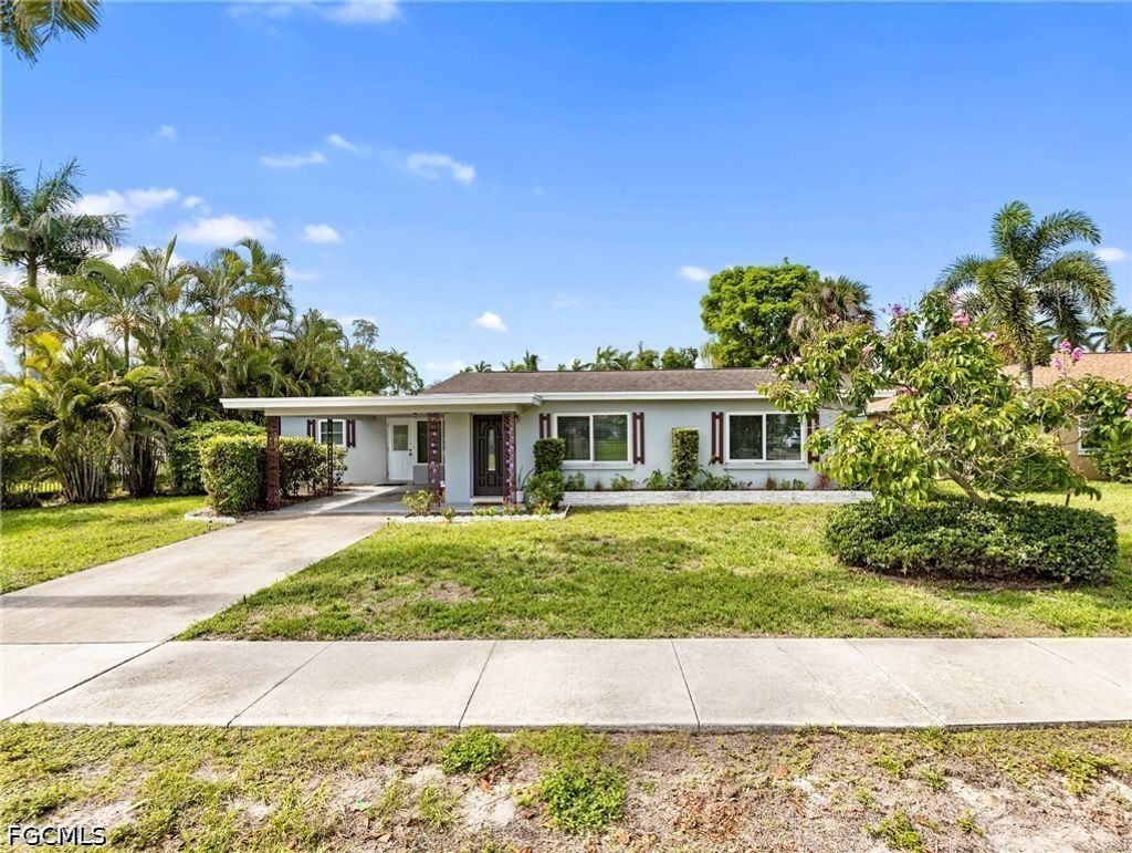 5521 Shaddelee Ln W, FORT MYERS