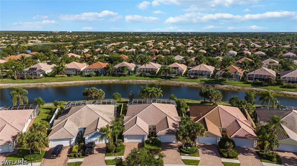 8149 Xenia Ln, Naples