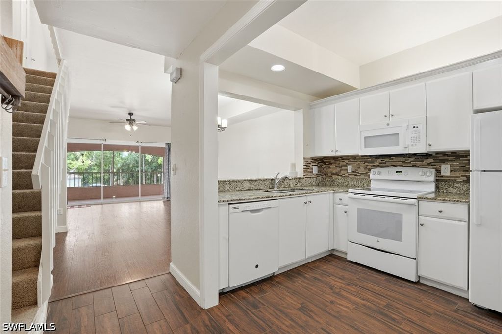 1096 Woodshire Ln C202, Naples