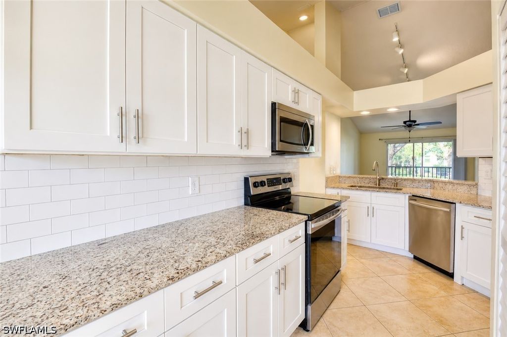 169 Grand Oaks Way N204, Naples