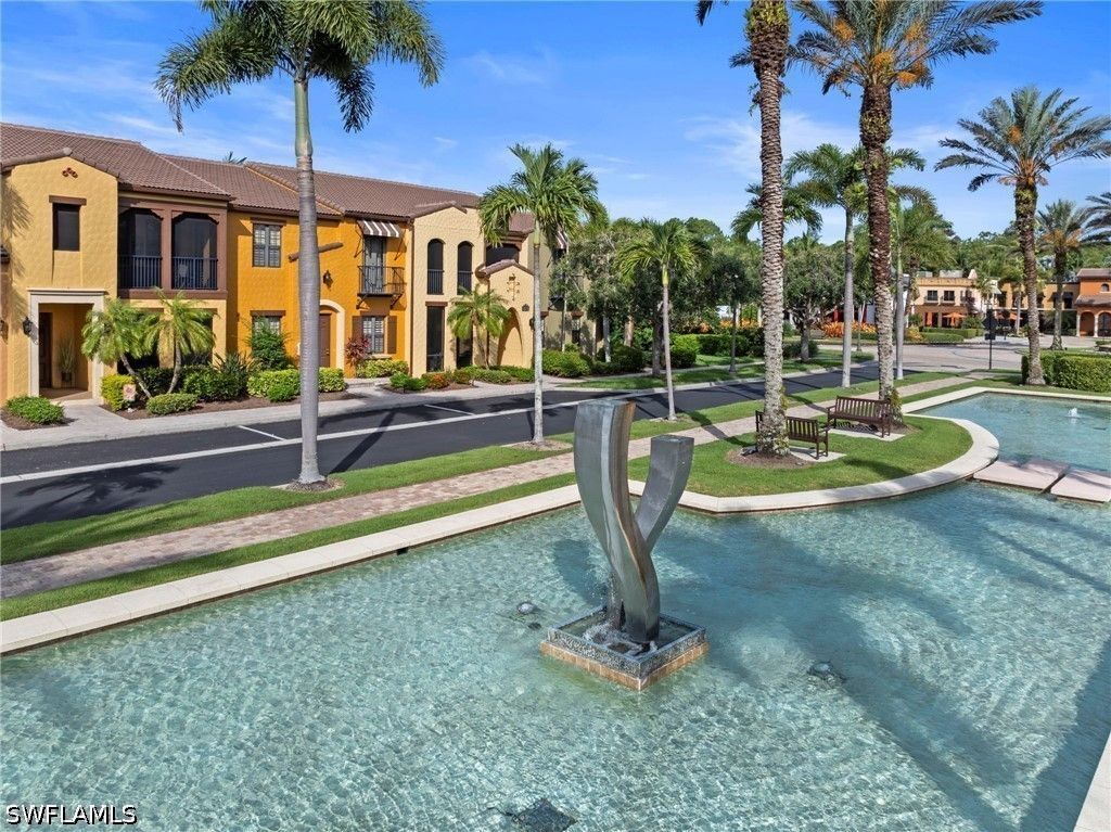 9076 Rialto St 6204, NAPLES