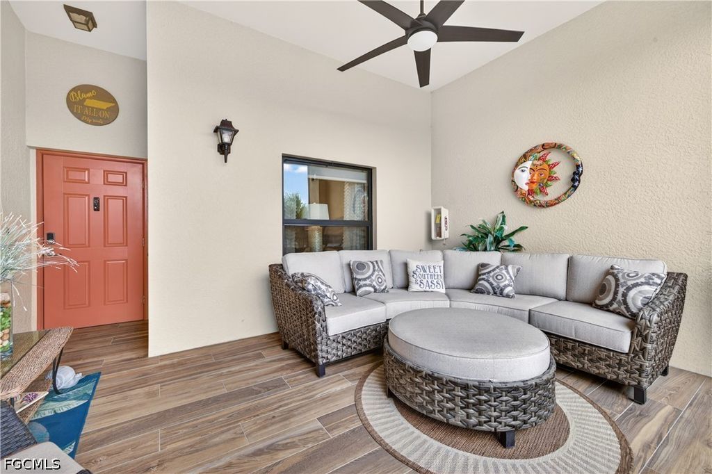 13710 Julias Way 924, Fort Myers