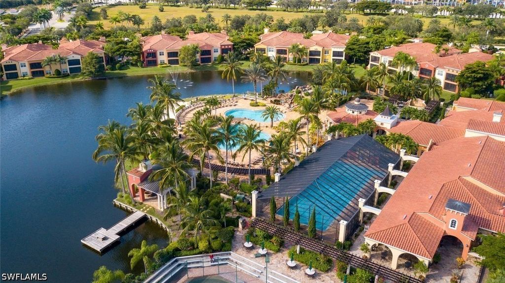 8641 Piazza Del Lago Cir 101, Estero