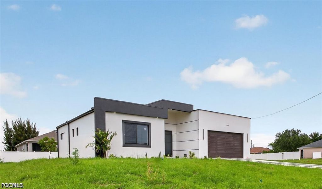 2441 Nw 8th Ter, CAPE CORAL