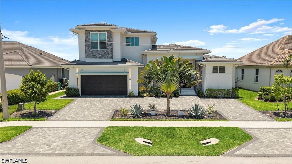 777 Bluebonnet Ct, Marco Island