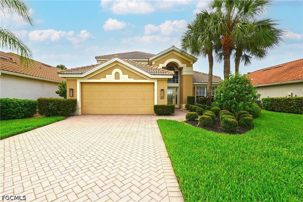 9227 Independence Way, Fort Myers