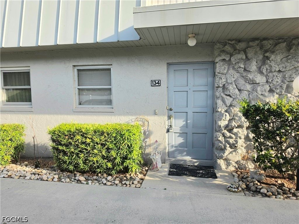 6777 Winkler Rd C 134, Fort Myers
