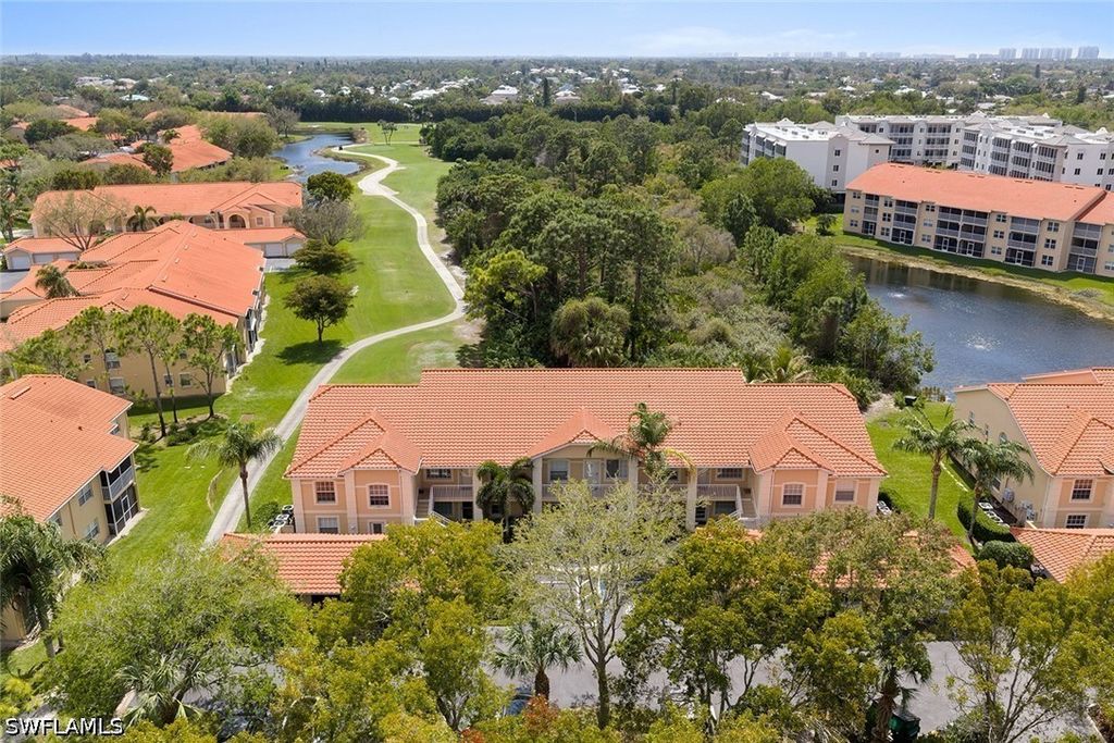 26670 Rosewood Pointe Dr 203, BONITA SPRINGS