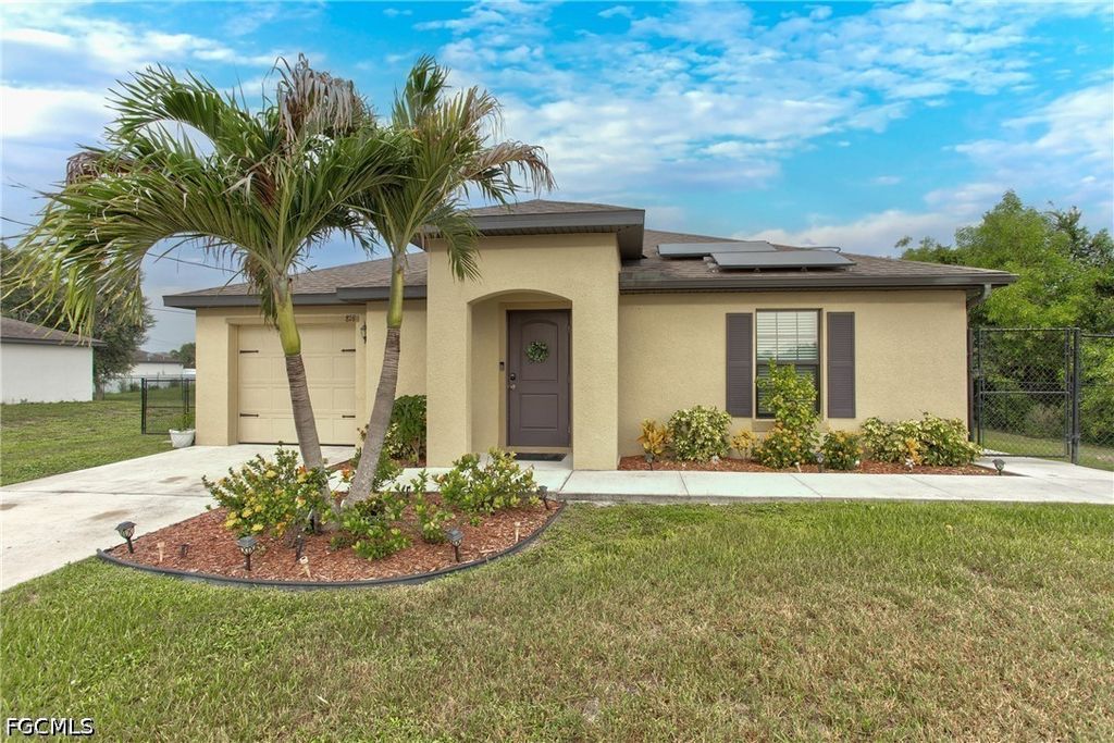 816 Lystra Ave, Fort Myers