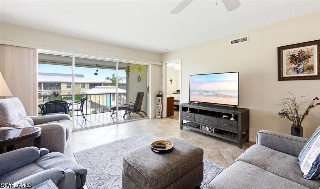 401 Charlemagne Blvd A205, Naples