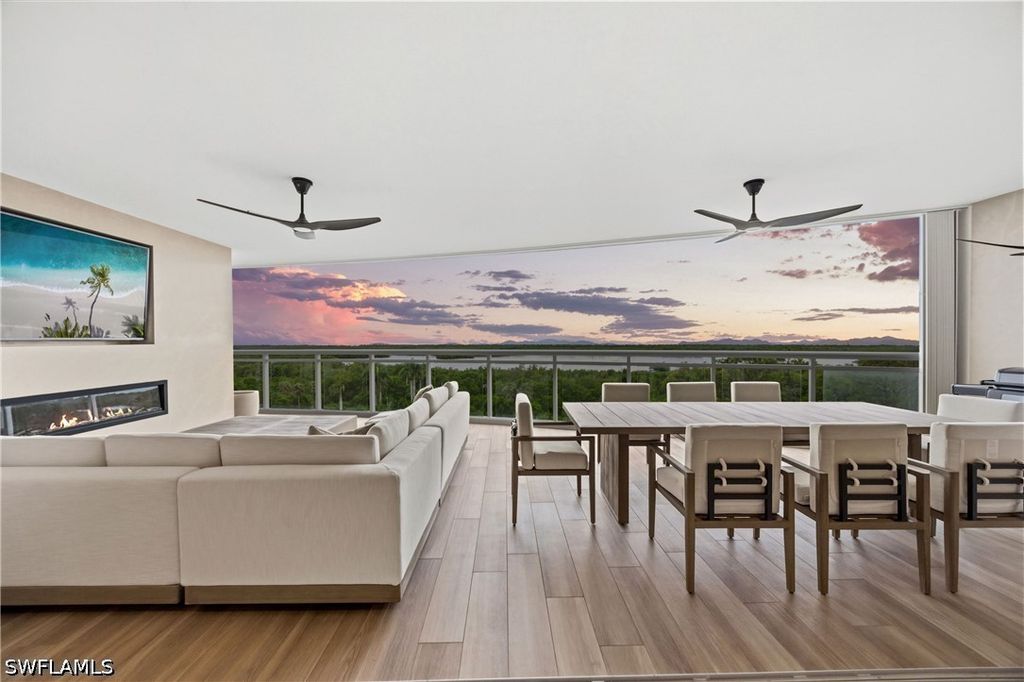 13945 Old Coast Rd 704, Naples
