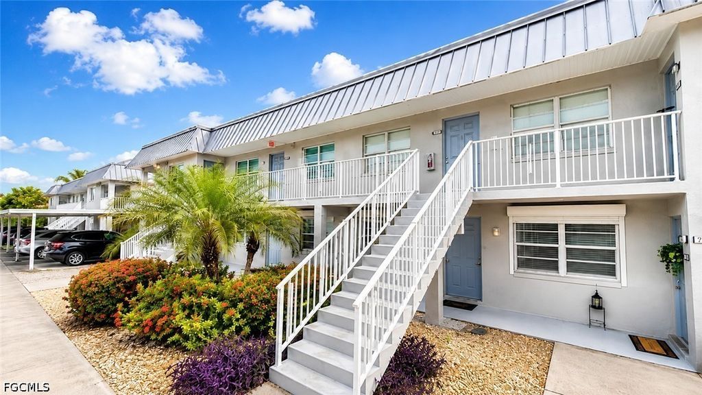 6777 Winkler Rd 177, Fort Myers