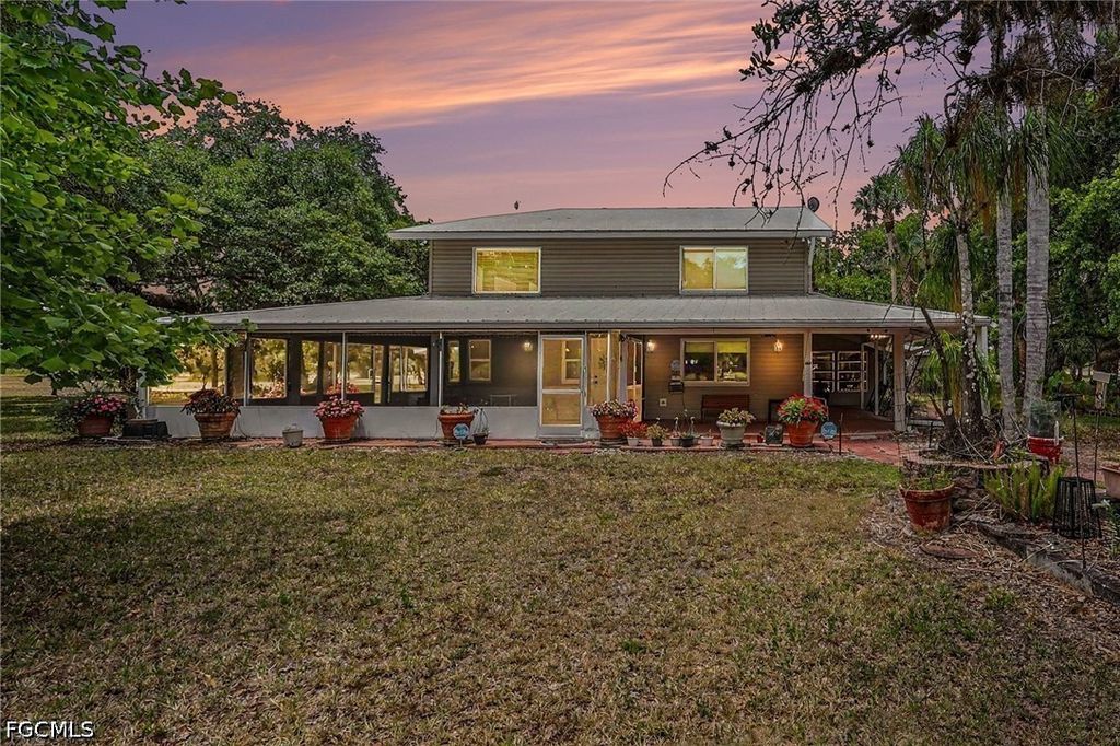 Frontier Cir, LABELLE