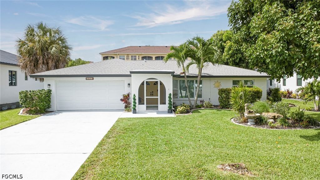 1914 Ottersrest Ln, CAPE CORAL