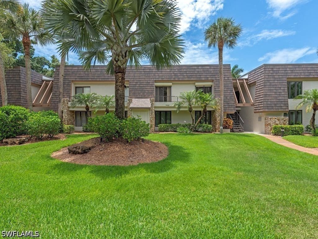 106 Wilderness Dr 137, Naples