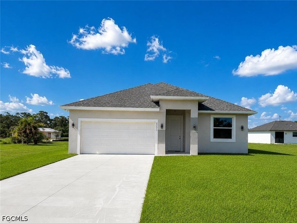 8006 Buttercup Cir, LABELLE