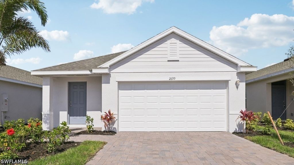 2670 Soft Coral Way, North Fort Myers