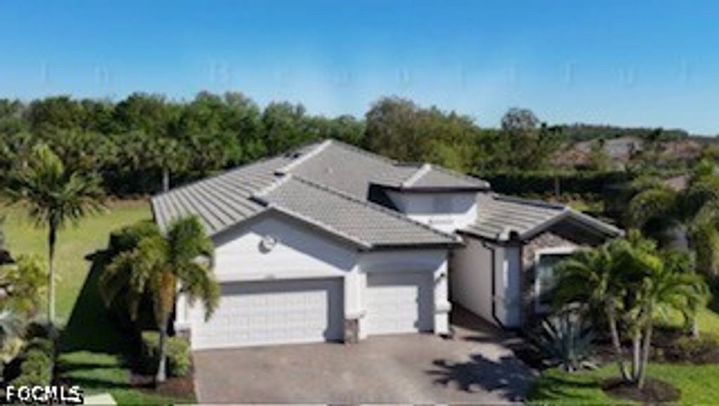 10909 Pistoia Dr, Fort Myers