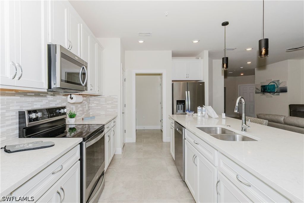 5697 Mayflower Way 1202, Ave Maria